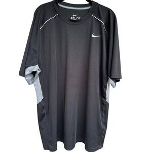 Nike Dri-Fit Athletic T-Shirt  Men's XL Black Gray Colorblock Short Sleeve Mesh